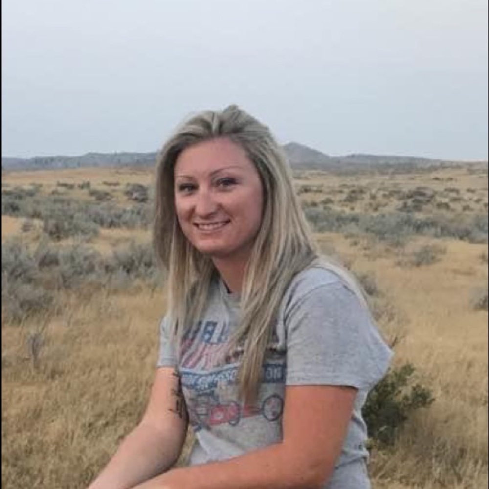 Meet your Posher, Cassie